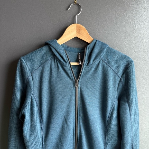 Kuhl Women Navy and Bright Blue Full Zip Jacket Size Medium - Picture 4 of 5